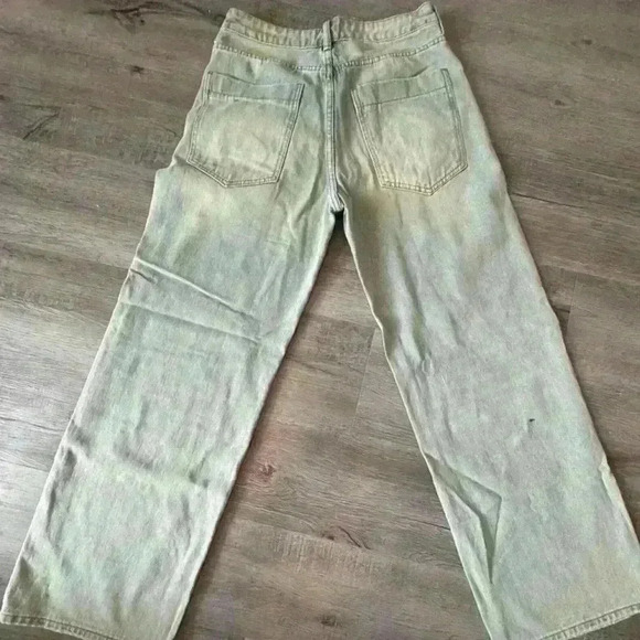 Fashion nova size 7 mid rise wide leg straight jeans - Picture 2 of 3